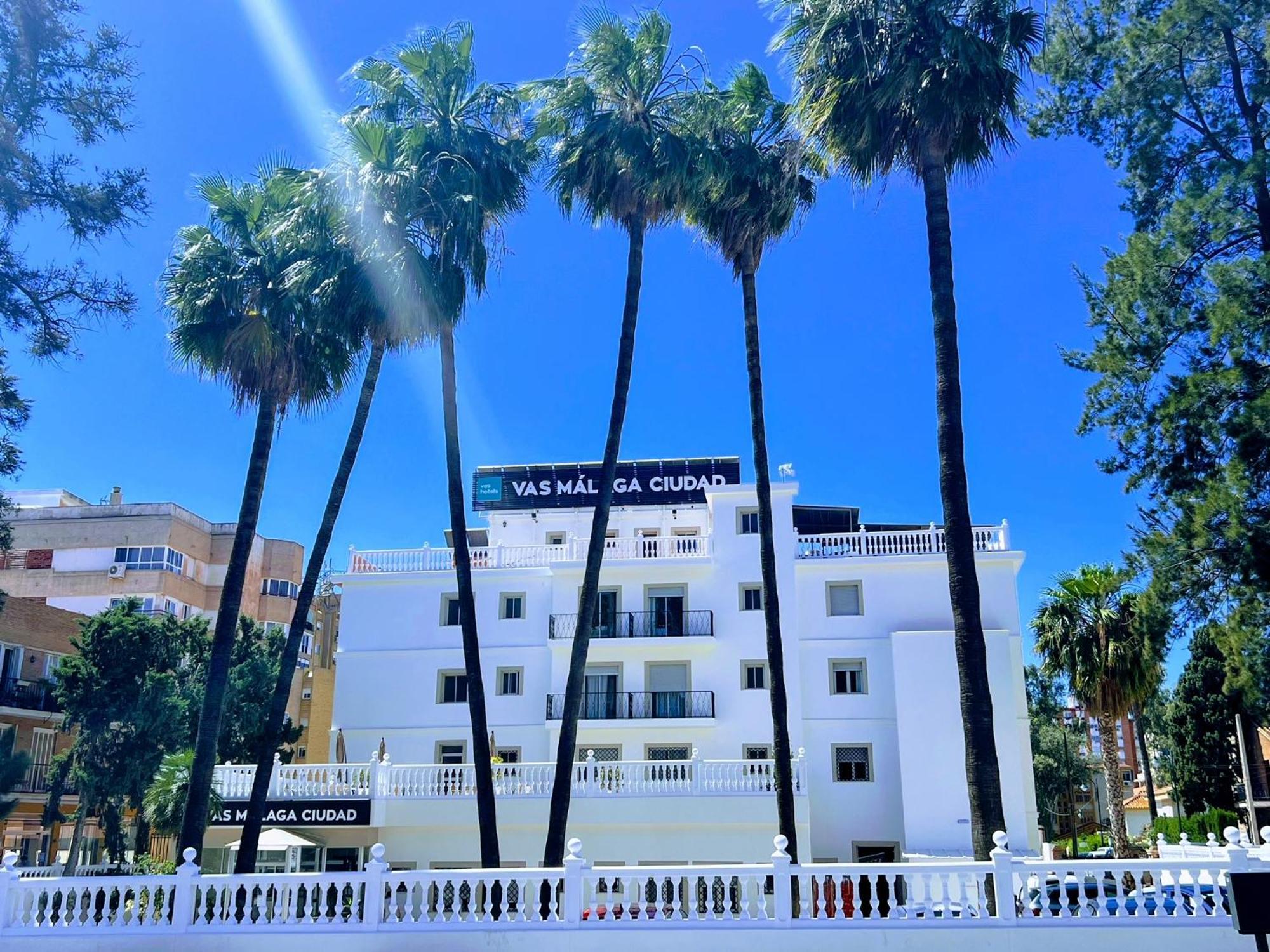 Vas Malaga Ciudad Hotel Exterior photo
