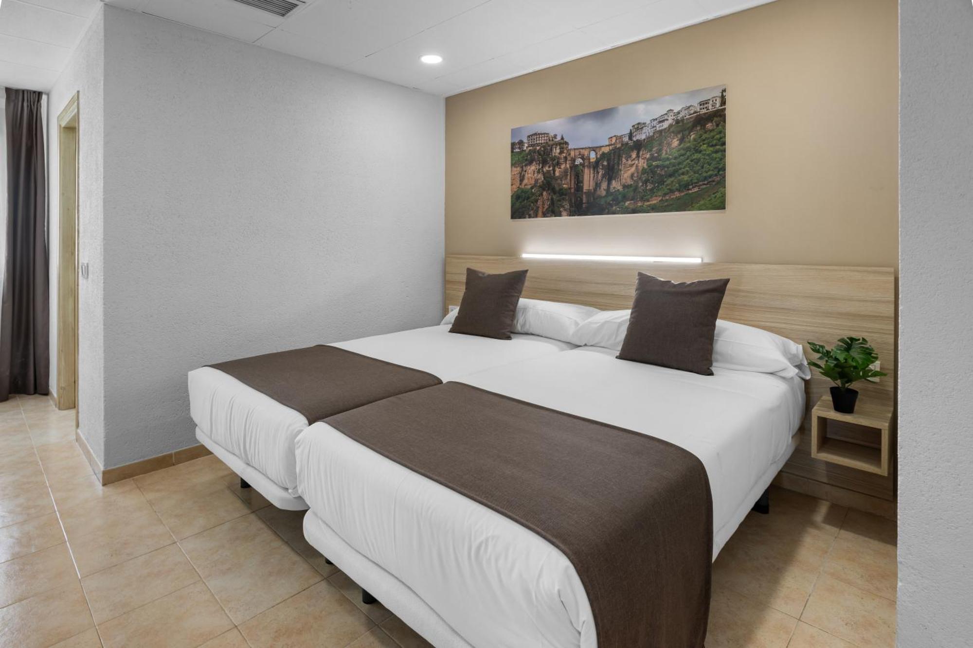 Vas Malaga Ciudad Hotel Exterior photo